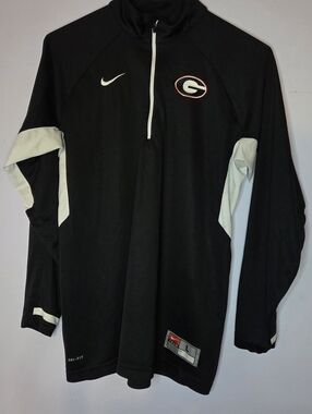 Nike University of Georgia Dri-fit quarter zip swetshirt size large